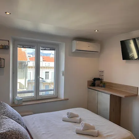 Apartman Bright Ac Prime Location Place Massena Steps From Nizza