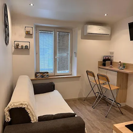 Bright Ac Prime Location Place Massena Steps From Apartamento *