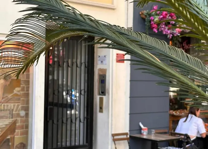 Bright Ac Prime Location Place Massena Steps From Apartment *