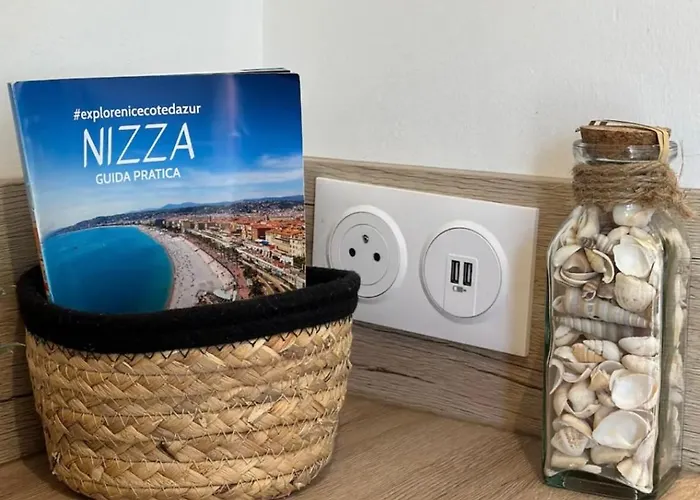 Apartman Bright Ac Prime Location Place Massena Steps From